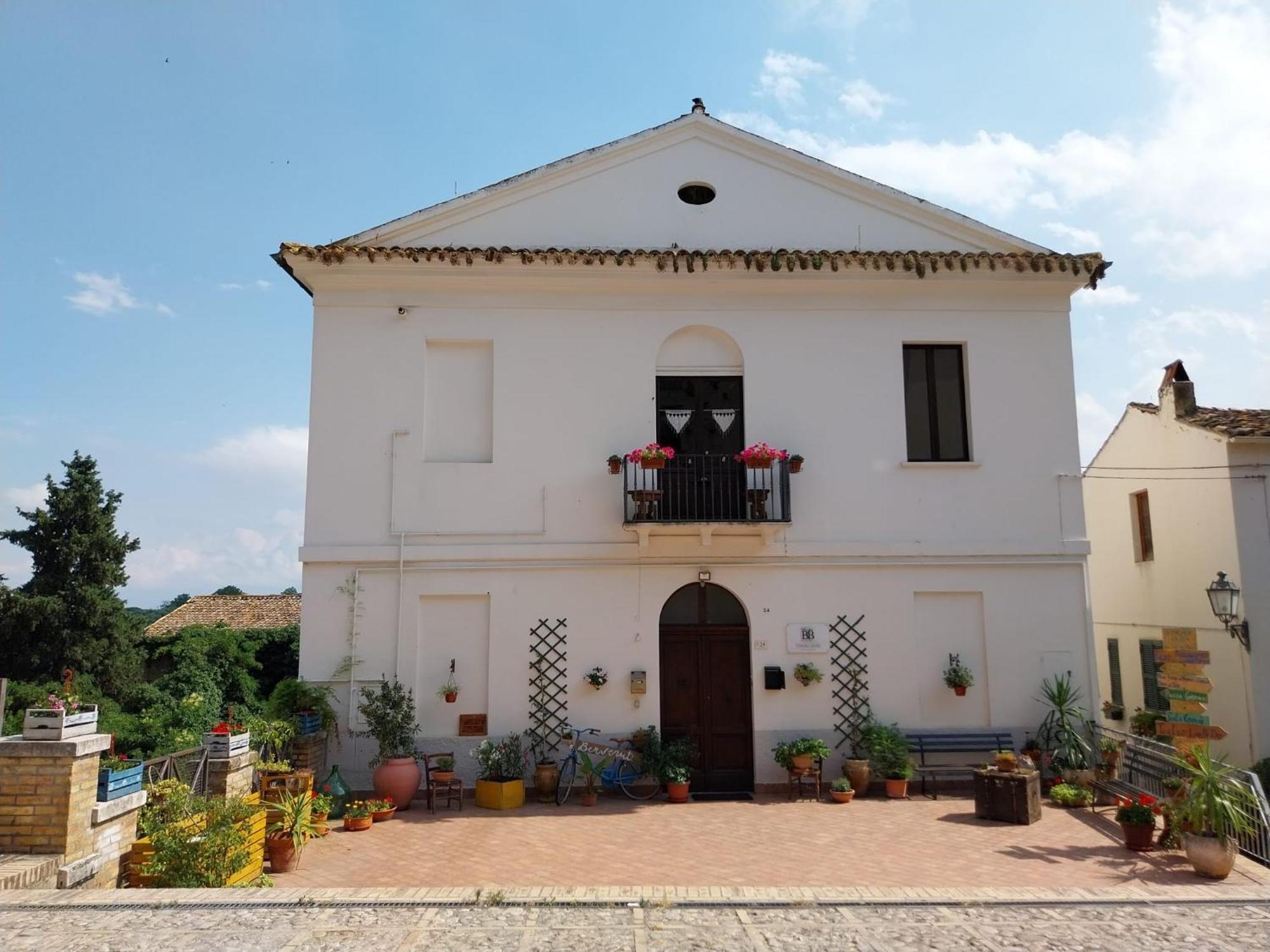 Dimora Amina Bed & Breakfast Loreto Aprutino Exterior photo